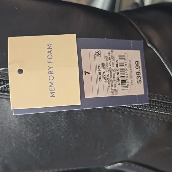 Women's Aubree Ankle Boots | Universal Thread | 7 - Picture 7 of 7